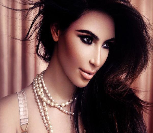 Kim-Kardashian-Elle-France-Cover-12