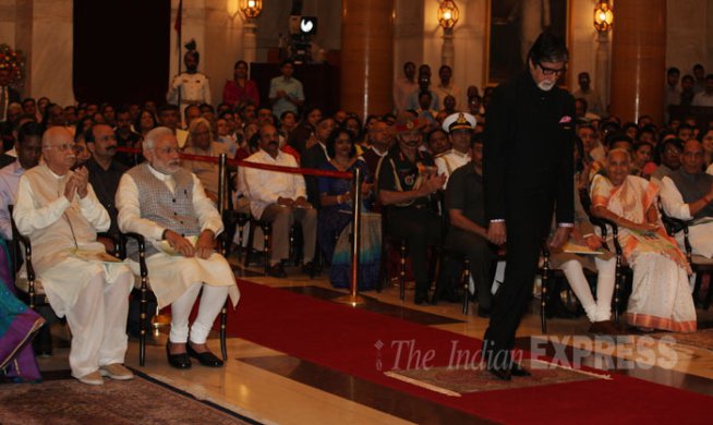 amitabh-bachchan-modi-advani