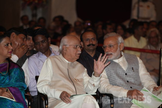 modi-advani