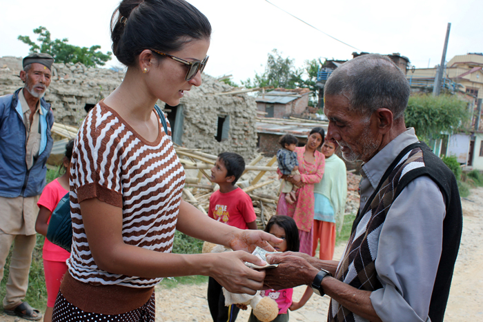 Actress Pallavi Bhatta helps Nepal Earthquake  victims