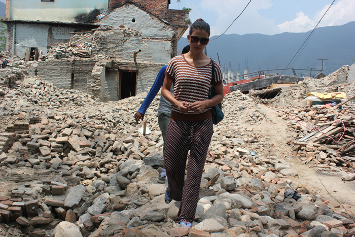 Actress Pallavi Bhatta helps Nepal  Earthquake victims
